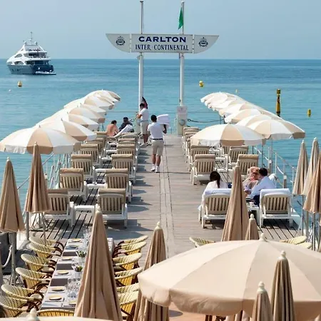 3p Between Croisette Beaches And Antibes Street 칸느