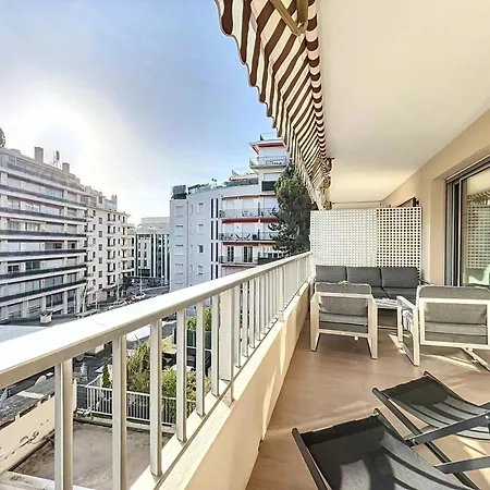 Апартаменты 3p Between Croisette Beaches And Antibes Street *